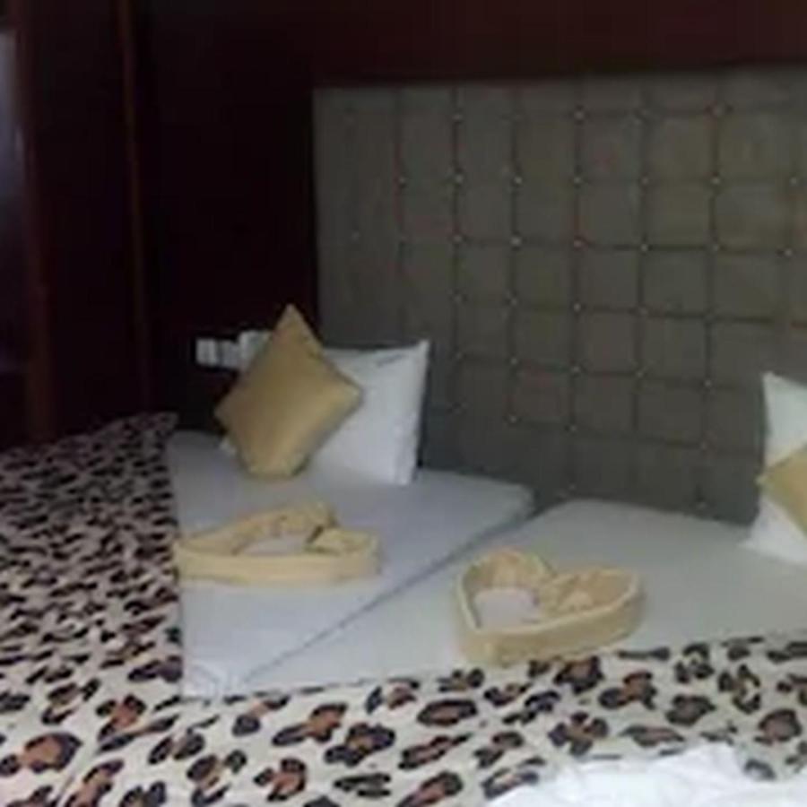 Hotreef Airport Hotel Dar es Salaam Buitenkant foto